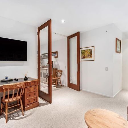 Pembroke Luxury Apartment Wanaka Luaran gambar
