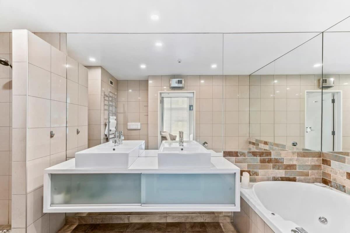 Pembroke Luxury Apartment Wanaka Luaran gambar